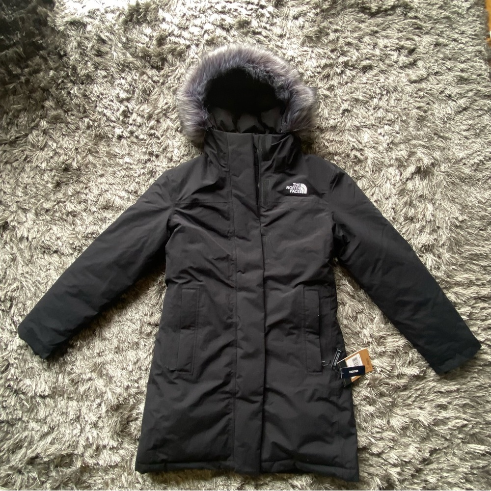 NWT The North Face Women’s Black Arctic Parka with Discoloration/Stain